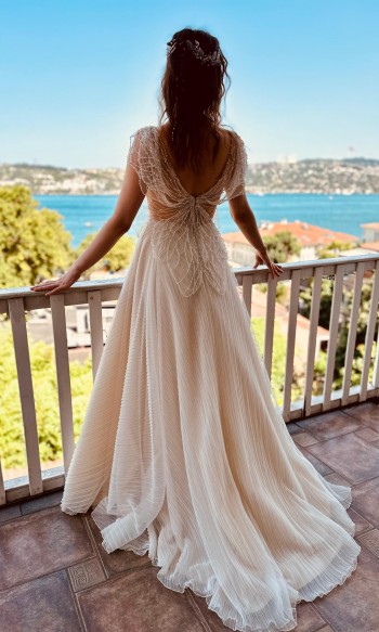 Banu Güven | 7193-wk15 | Bridals Inn WhatsApp Image 2025 07 02 at 12.23.57 1 | Bridals Inn